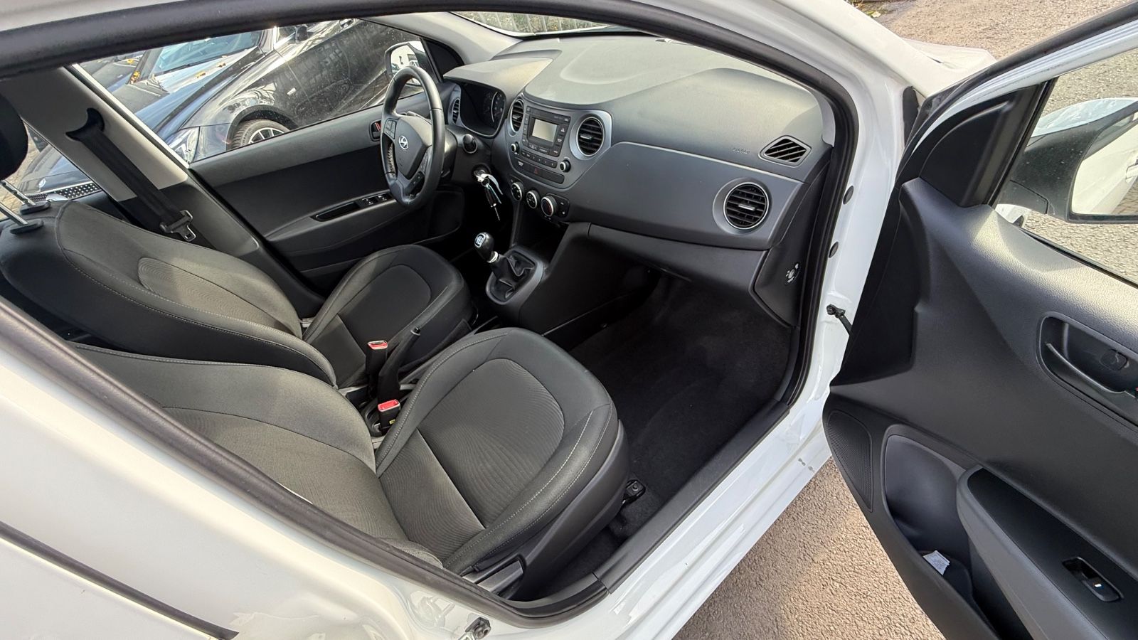 Fahrzeugabbildung Hyundai i10 Trend