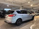 Ford S-MAX Titanium *7-Sitzer*Automatik*Navi*AHK 2,0t - Ford S-Max mit Diesel-Antrieb