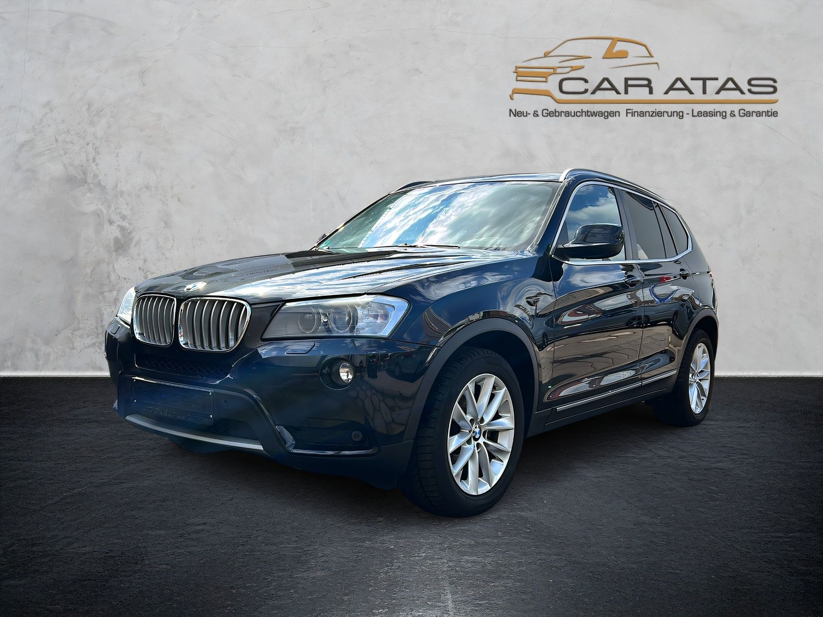 Fahrzeugabbildung BMW X3 xDrive 28 i MOTORSCHADEN NAVI PANO HEAD UP