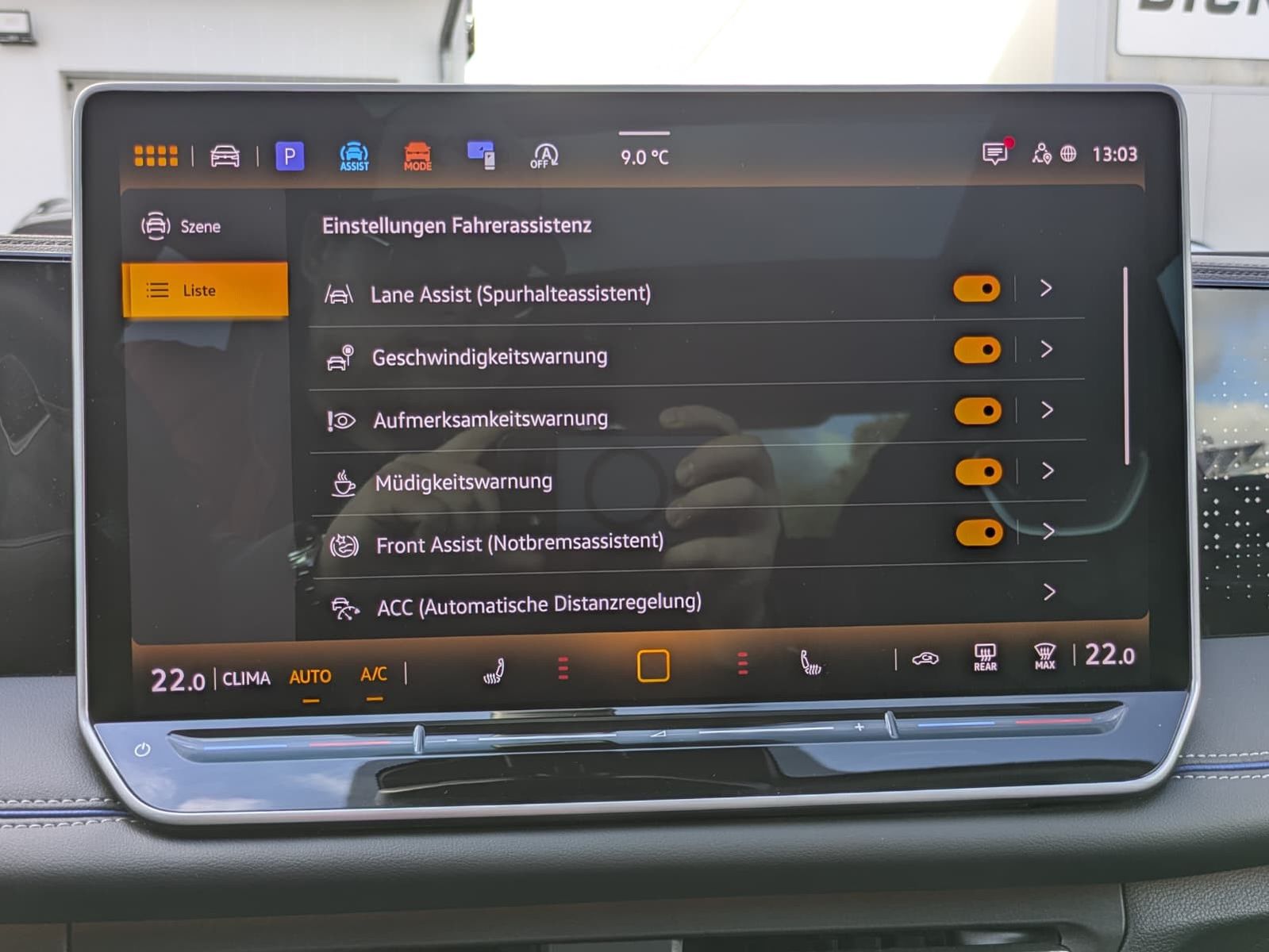 Fahrzeugabbildung Volkswagen Tiguan 2.0 TDI 4M R-Line PANO*H&K*AHK*MATRIX*20"