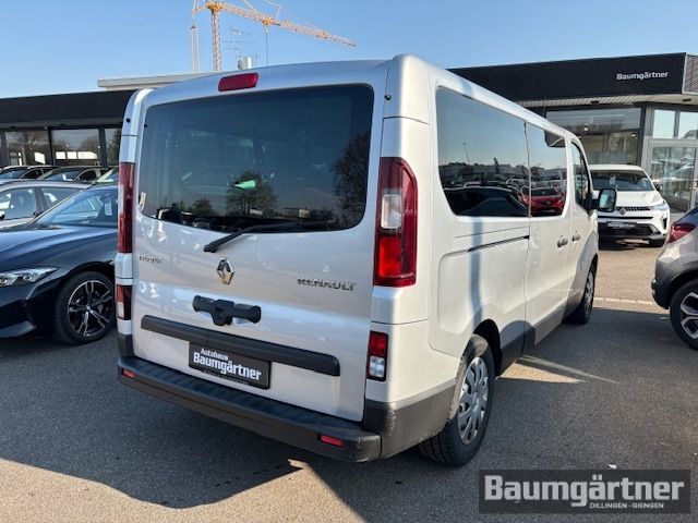 Fahrzeugabbildung Renault Trafic Combi Life dCi 145 EDC 9-Sitzer PDC/GJR