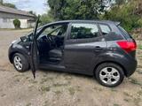Kia Venga 1.4 CVVT Edition 7 Edition 7 - graue Kia Venga