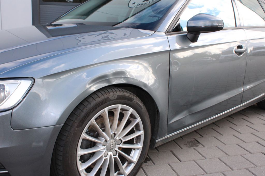 AUDI A3 Sportback ambition NAVI SHZ KLIMA ALU