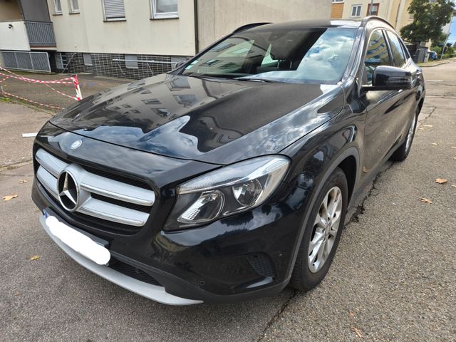 Mercedes-Benz GLA 200 GLA -Klasse GLA 200 CDI Euro 6