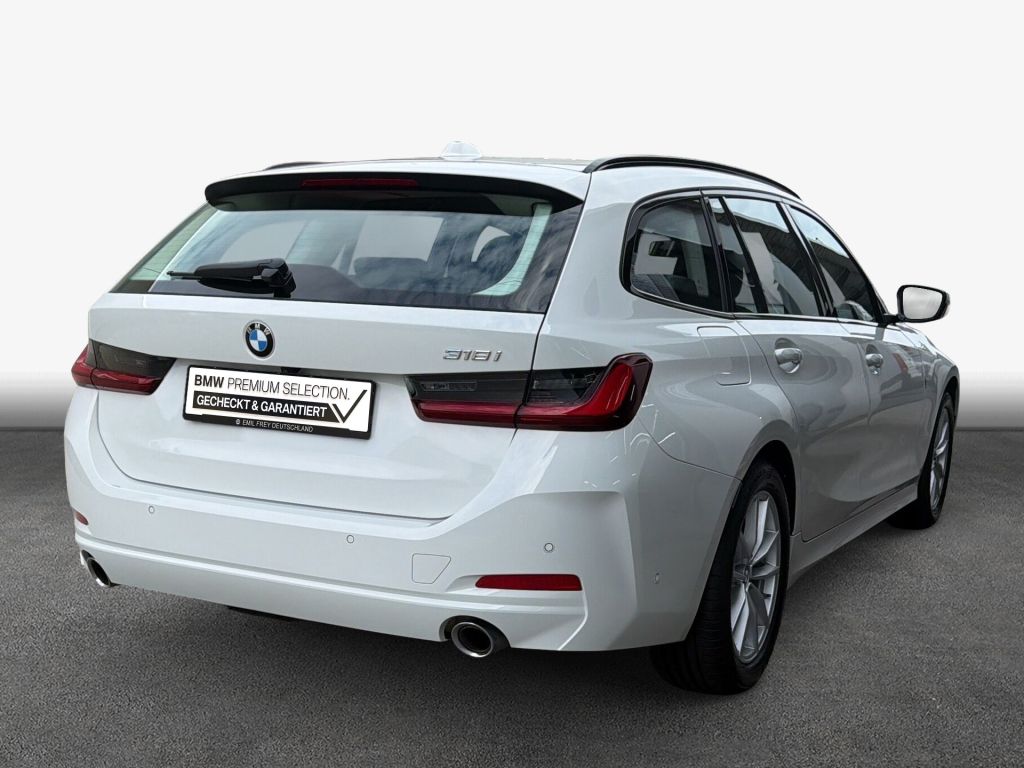 BMW 318i Touring Aut. Navi Harman Kardon foto 2