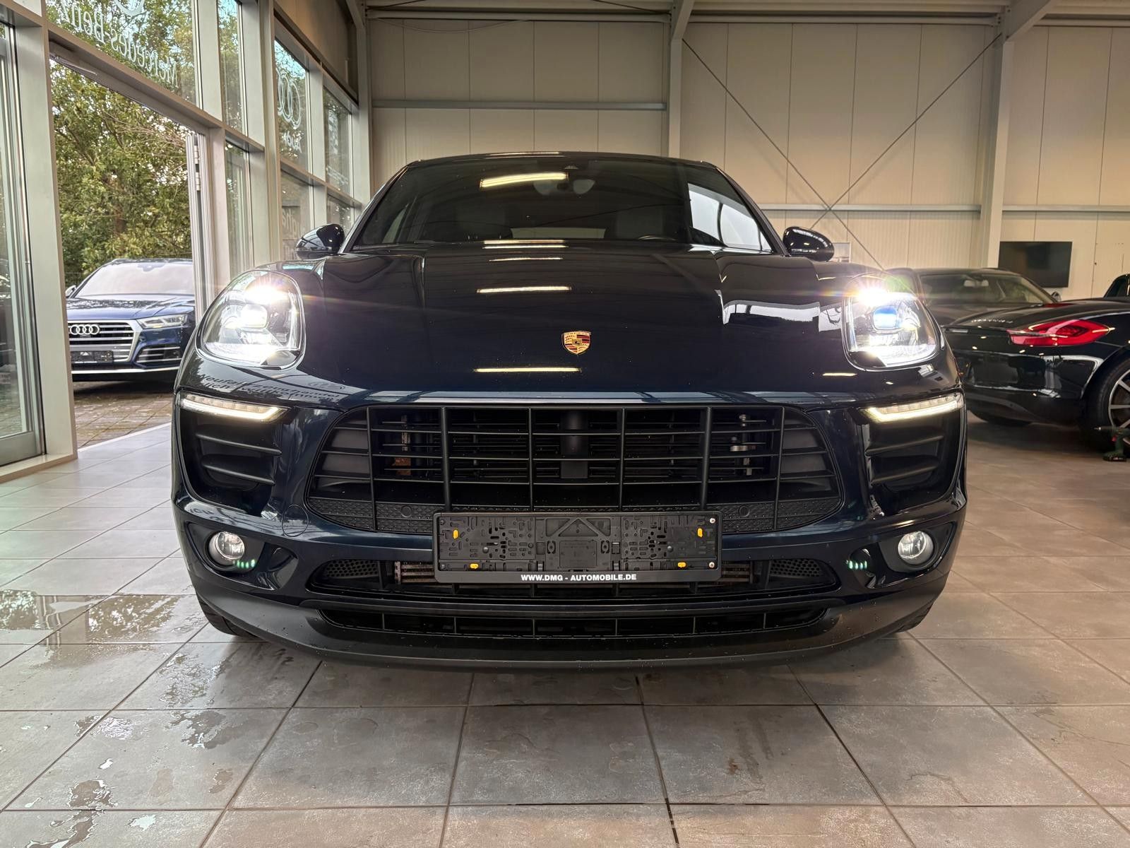 Fahrzeugabbildung Porsche Macan S Diesel/Panodach/21 Zoll Turbo/