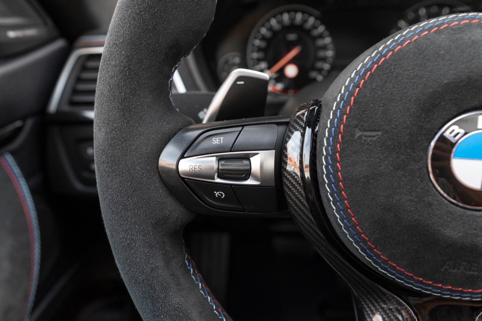Fahrzeugabbildung BMW 430I Coupe M-Sport H&K LED CARPLAY ALC CARBON