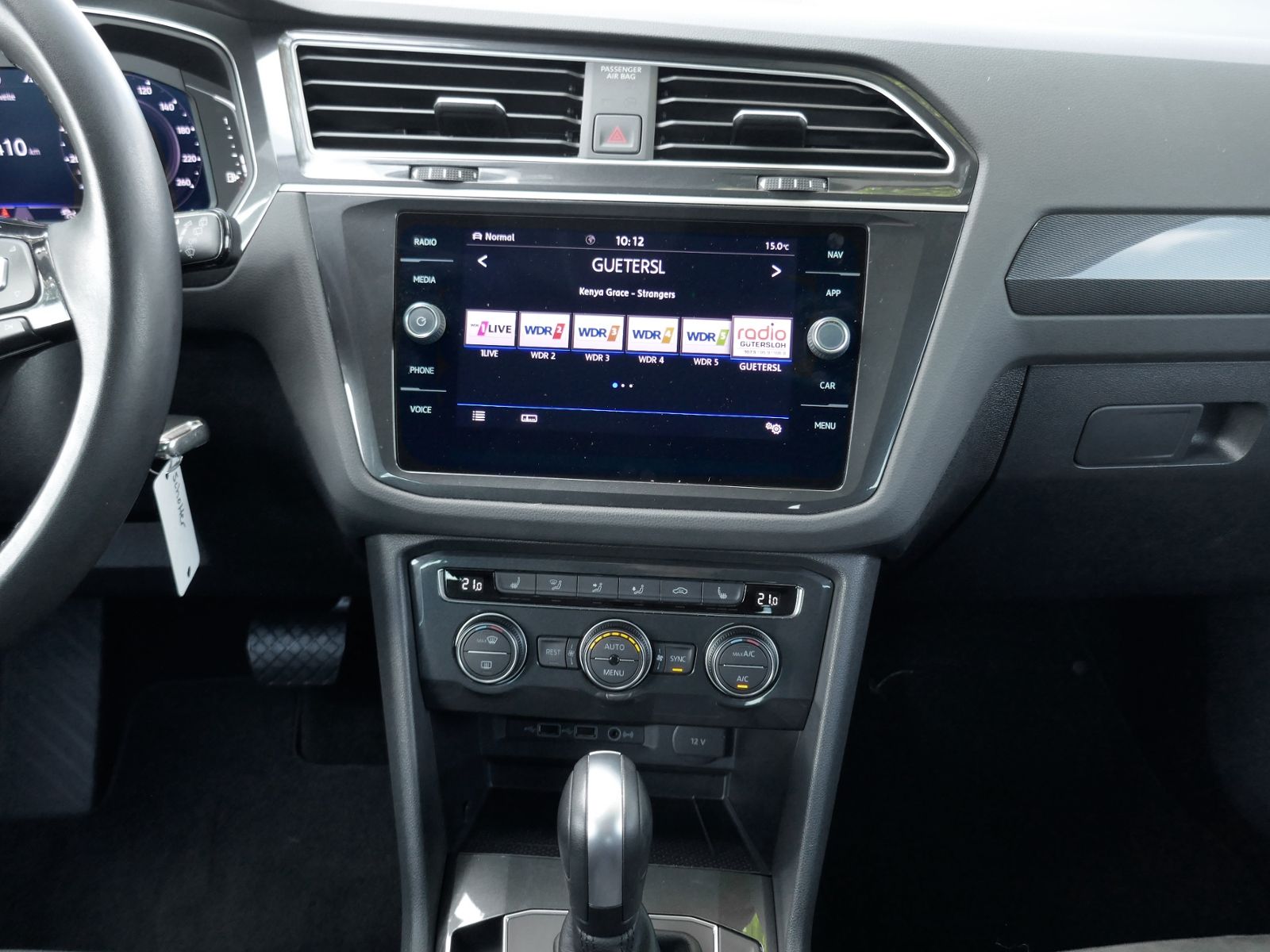 Fahrzeugabbildung Volkswagen Tiguan Highline 2.0 TDI 4MOTION LED AHK RFK ACC