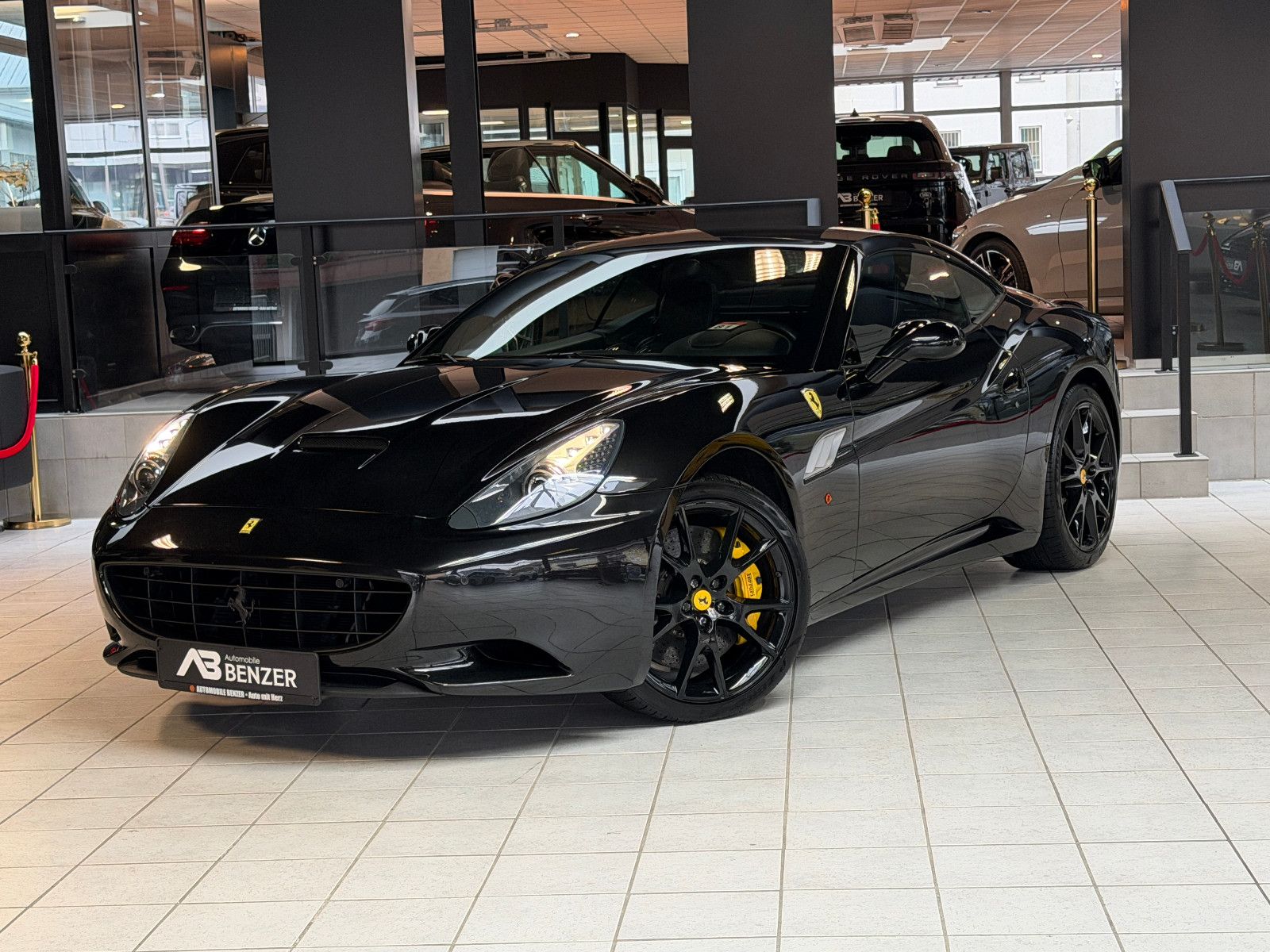 Fahrzeugabbildung Ferrari California 30 V8 /CARBON/KAM/LED-LENKRAD/TOP