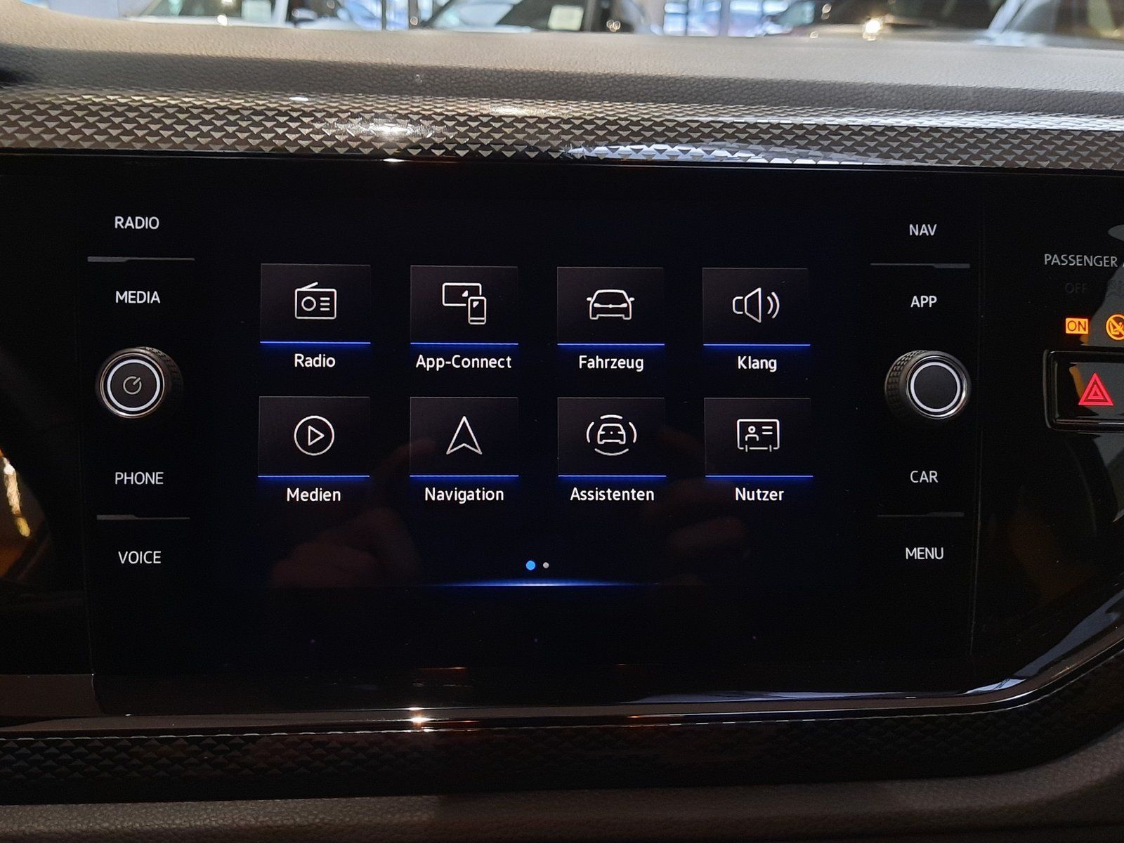 Fahrzeugabbildung Volkswagen Polo Life *Navi*Cam*LED*Sitzhzg.*Einparkh.*AppC*