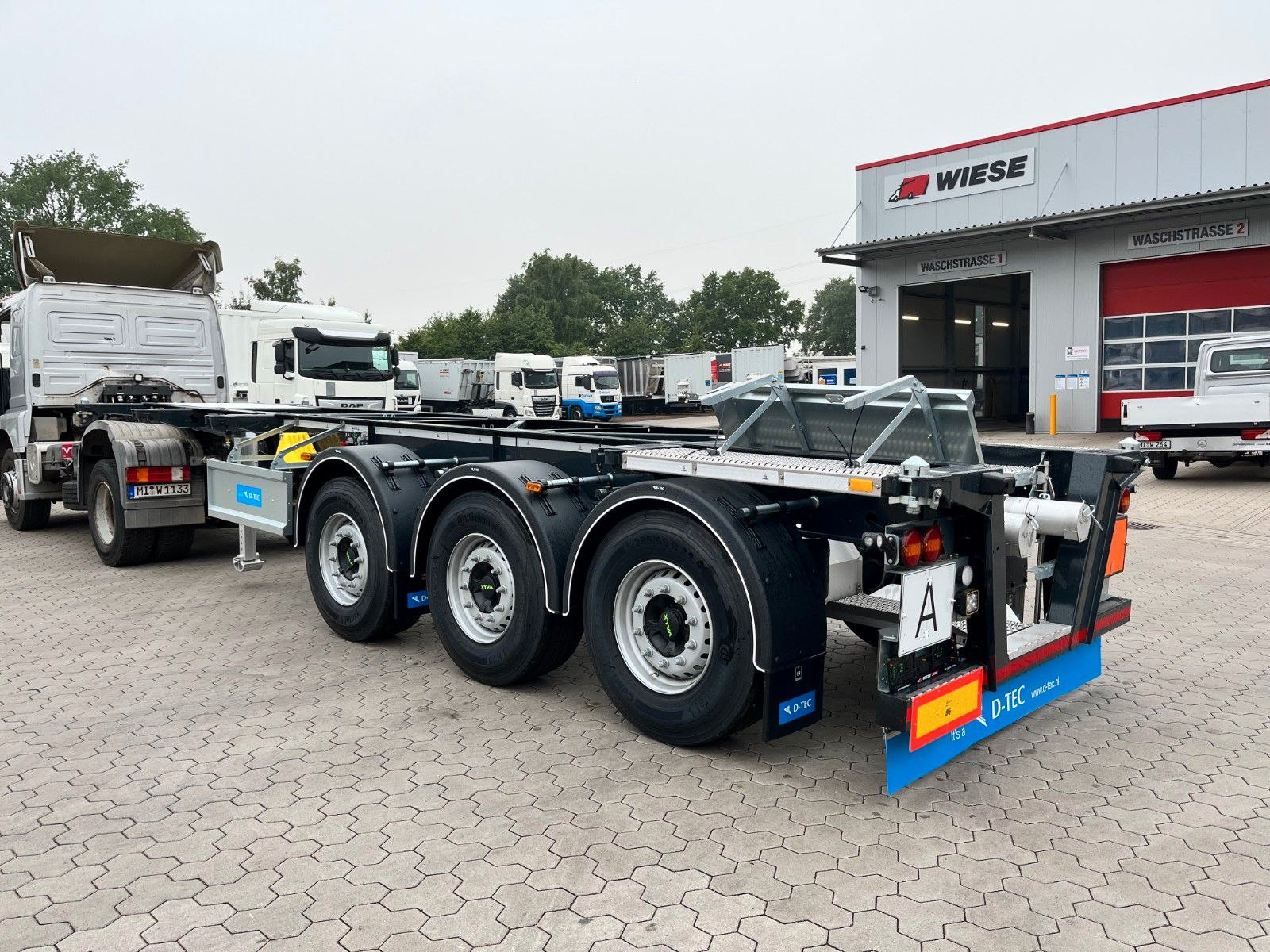 Fahrzeugabbildung D-TEC Tankchassis  Sofort Verfügbar