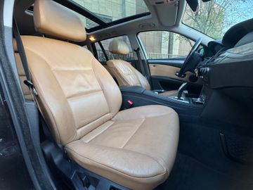 BMW 525 - 12