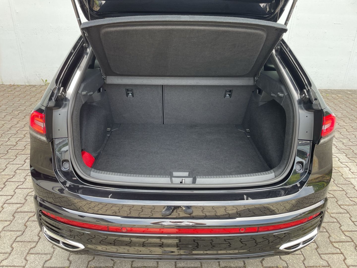 Taigo 1.5 TSI DSG R-Line Kamera/AHK/Navi Pro/ACC