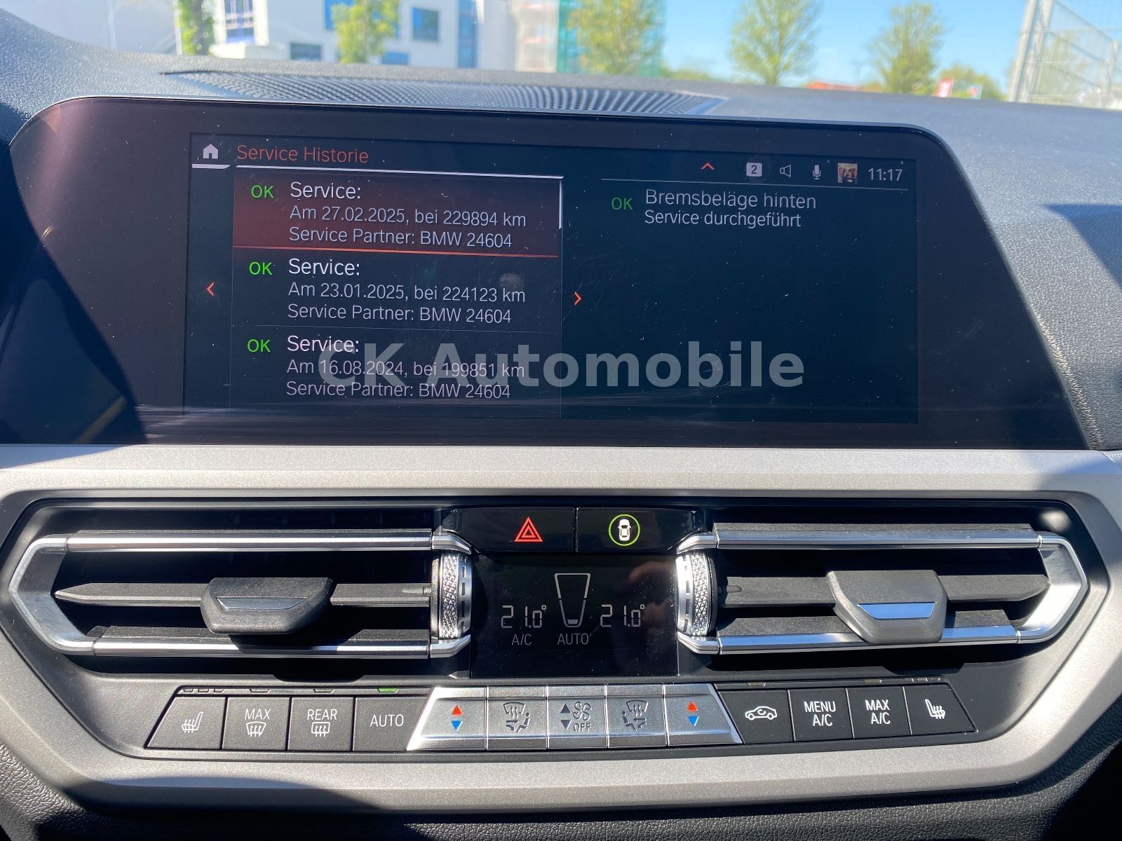 Fahrzeugabbildung BMW 318d Touring Advantage/LiveCockpit/Navi/Laser/AH