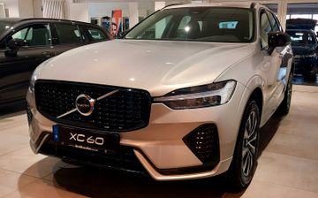 Volvo XC60 B4 Plus Dark 2WD -Cam-Sport-Design
