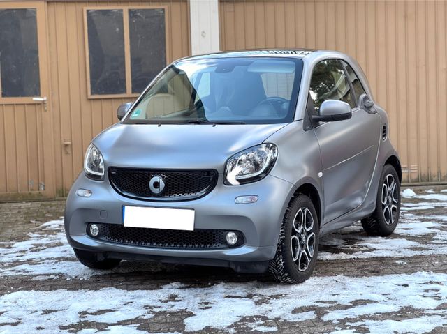 Smart ForTwo Autom.*Leder*Navi*Pano*2J. Garantie*