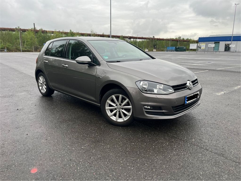 Image of Volkswagen Golf