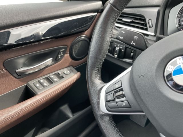 Fahrzeugabbildung BMW 218 Active Tourer i Luxury Line Autom. Navi, Ein