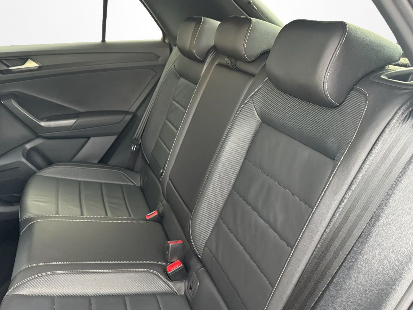 T-Roc 1.5 TSI R-LINE *AHK*NAVI*LEDER*MATRIX*