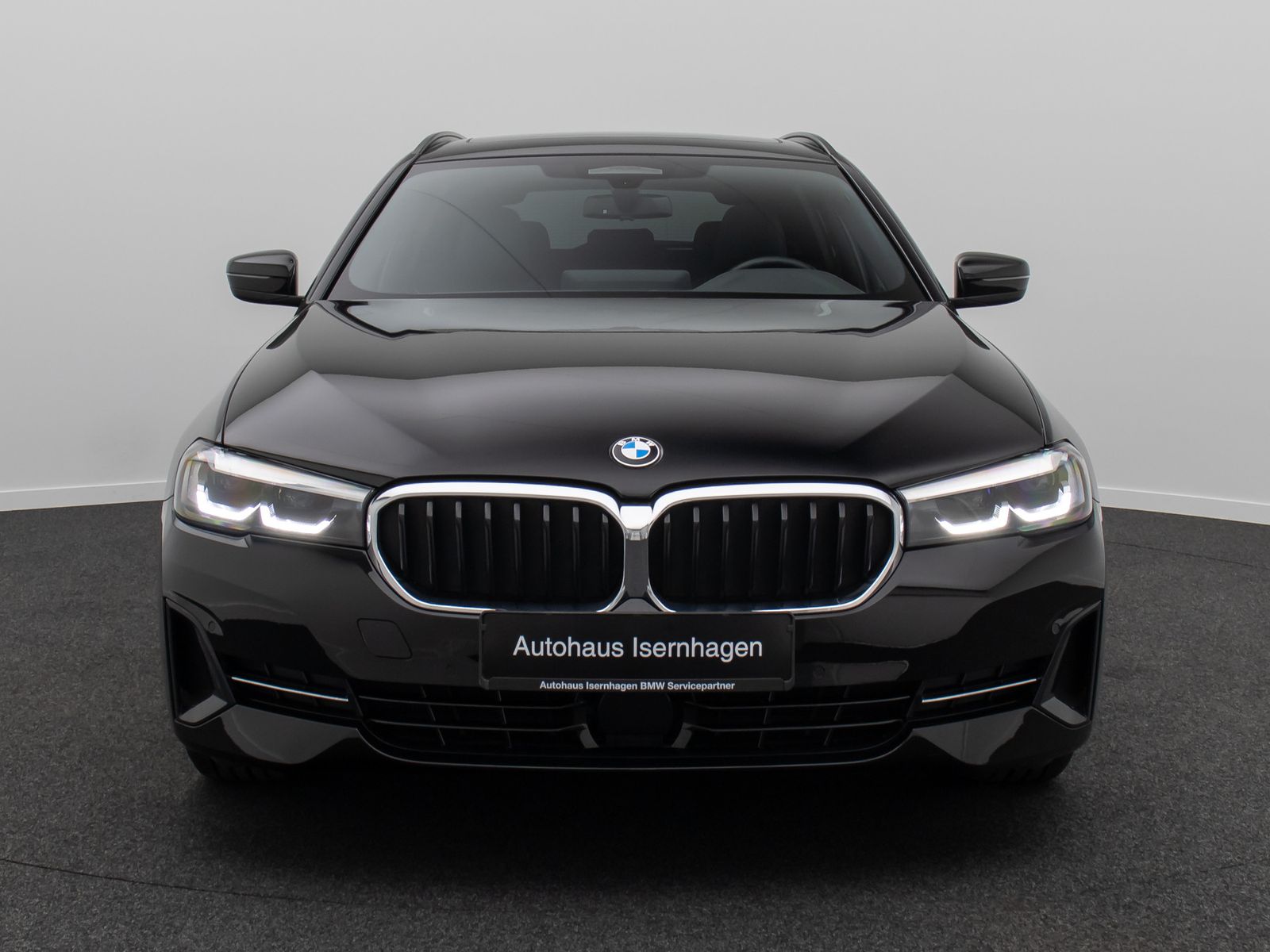 Fahrzeugabbildung BMW 520d Sport Kamera DAB Alarm Leder Panorama H/K