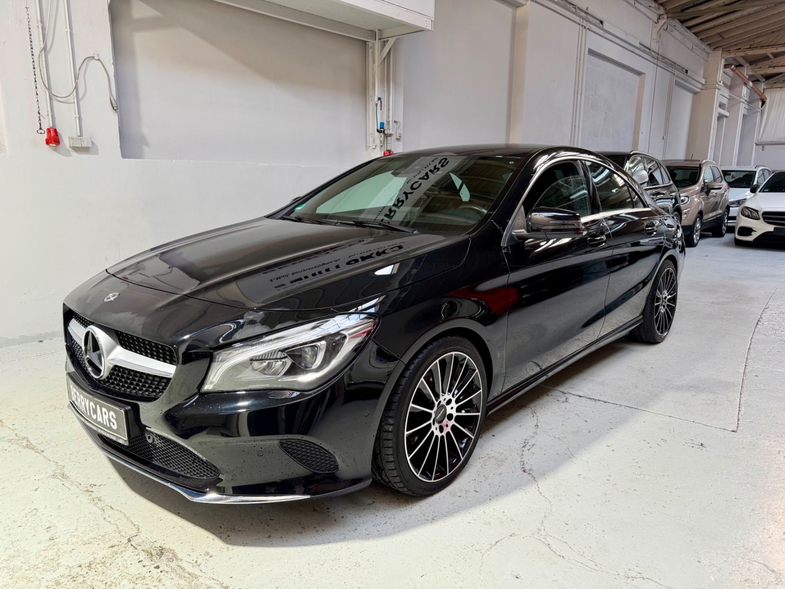 Mercedes-Benz CLA 180*URBAN*KLIMA*NAVI*MEMORY PAKET*KAMERA foto 2