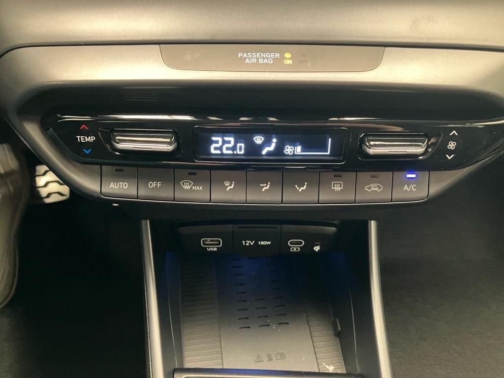 Fahrzeugabbildung Hyundai BAYON 1.0 T-GDI 7-DCT Prime 4xSHZ KlimaA Navi