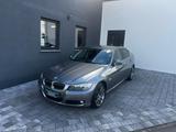 BMW 325i xDrive Automatik/Navi/Leder