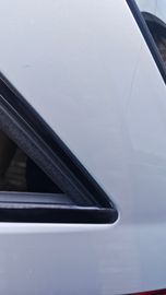 Mercedes E 220 - 12
