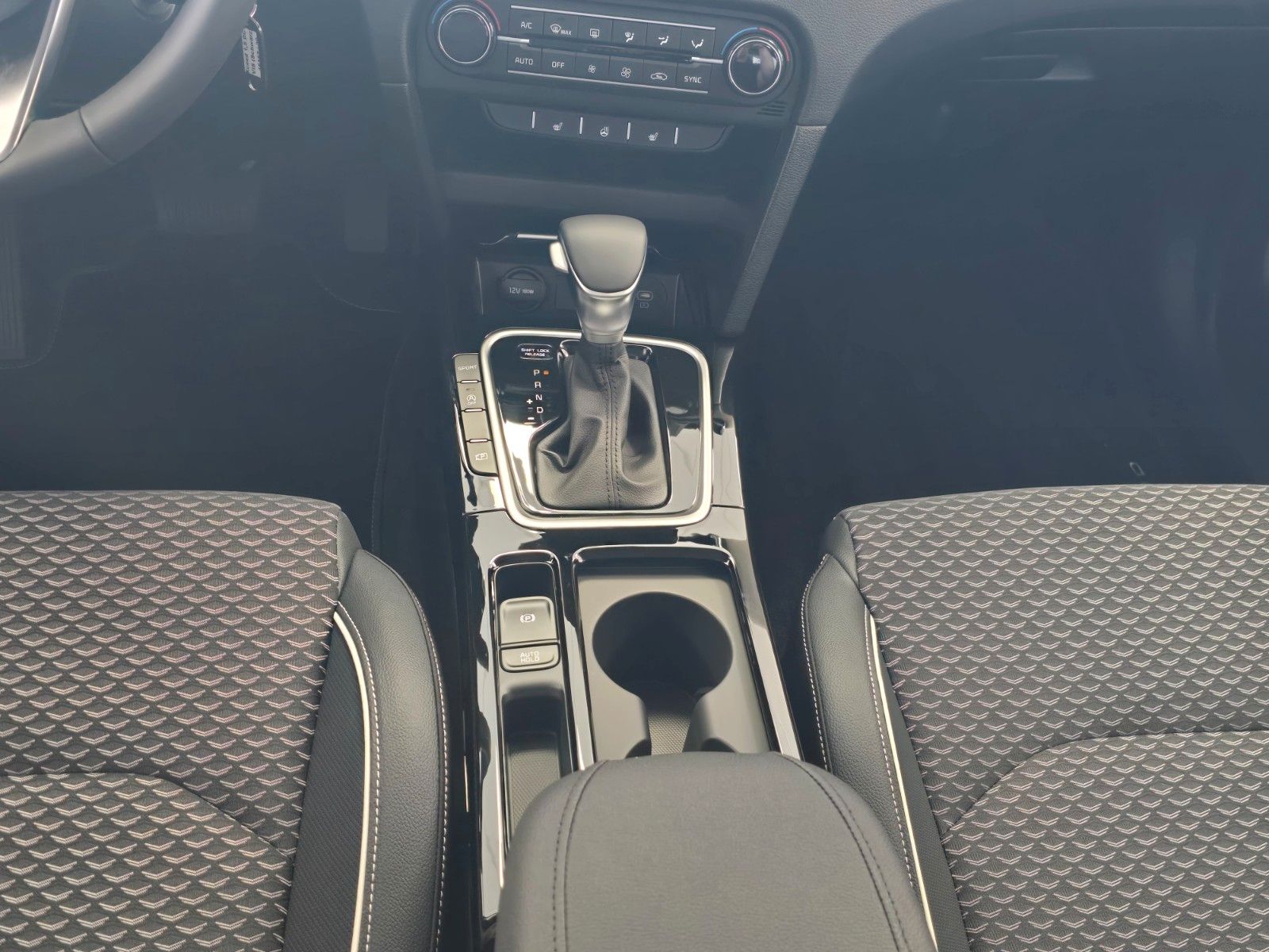 Fahrzeugabbildung Kia XCeed 1.5 T-GDI DCT Vision LED Navi Kamera