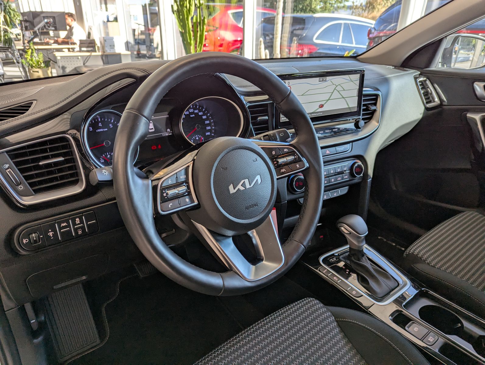 Fahrzeugabbildung Kia cee'd / Ceed 1.5 Spirit Limo JBL ACC Kamera 7J-G
