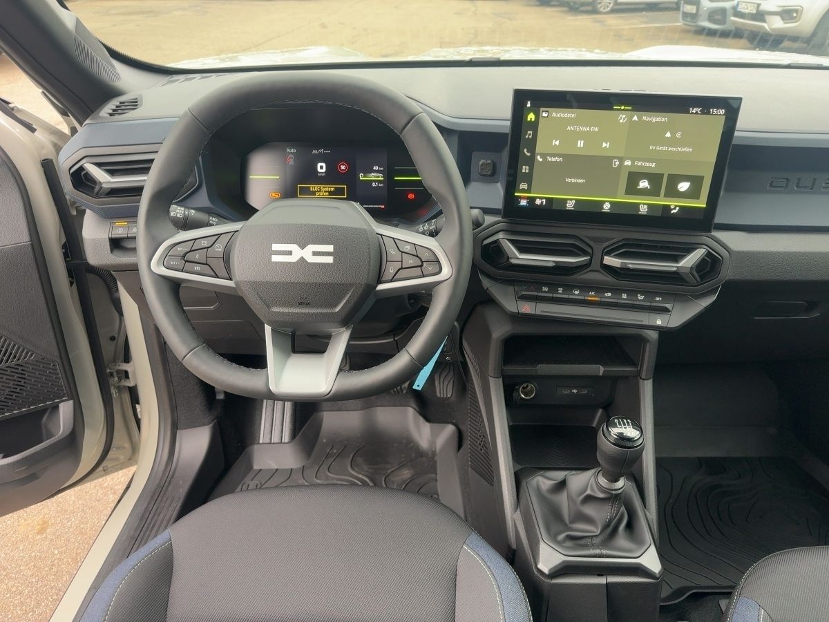 Fahrzeugabbildung Dacia Duster Expression TCe130 4x4 Winterpaket