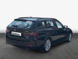BMW 318i Touring Aut. - BMW 318 Gebrauchtwagen in Karlsruhe