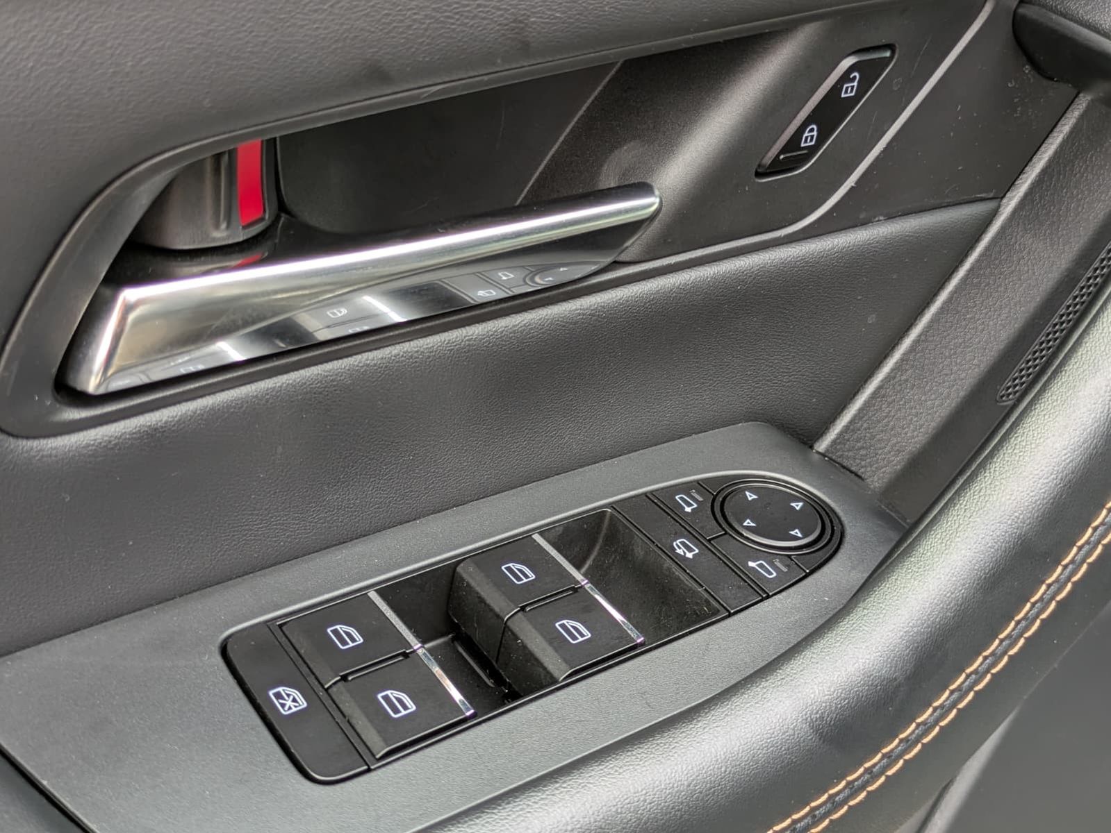 Fahrzeugabbildung Mazda CX-60 HOMURA AWD MATRIX*BOSE*LEDER*HUD*ACC*360°