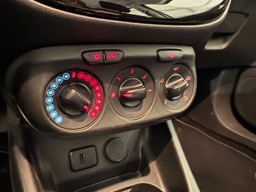 Bild 14 Opel Corsa E Edition LM-BiColor IntelliLink