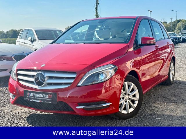 Mercedes-Benz B 180 Xenon AHK 1.HAND Klima SCHECKHEFT SHZ PDC