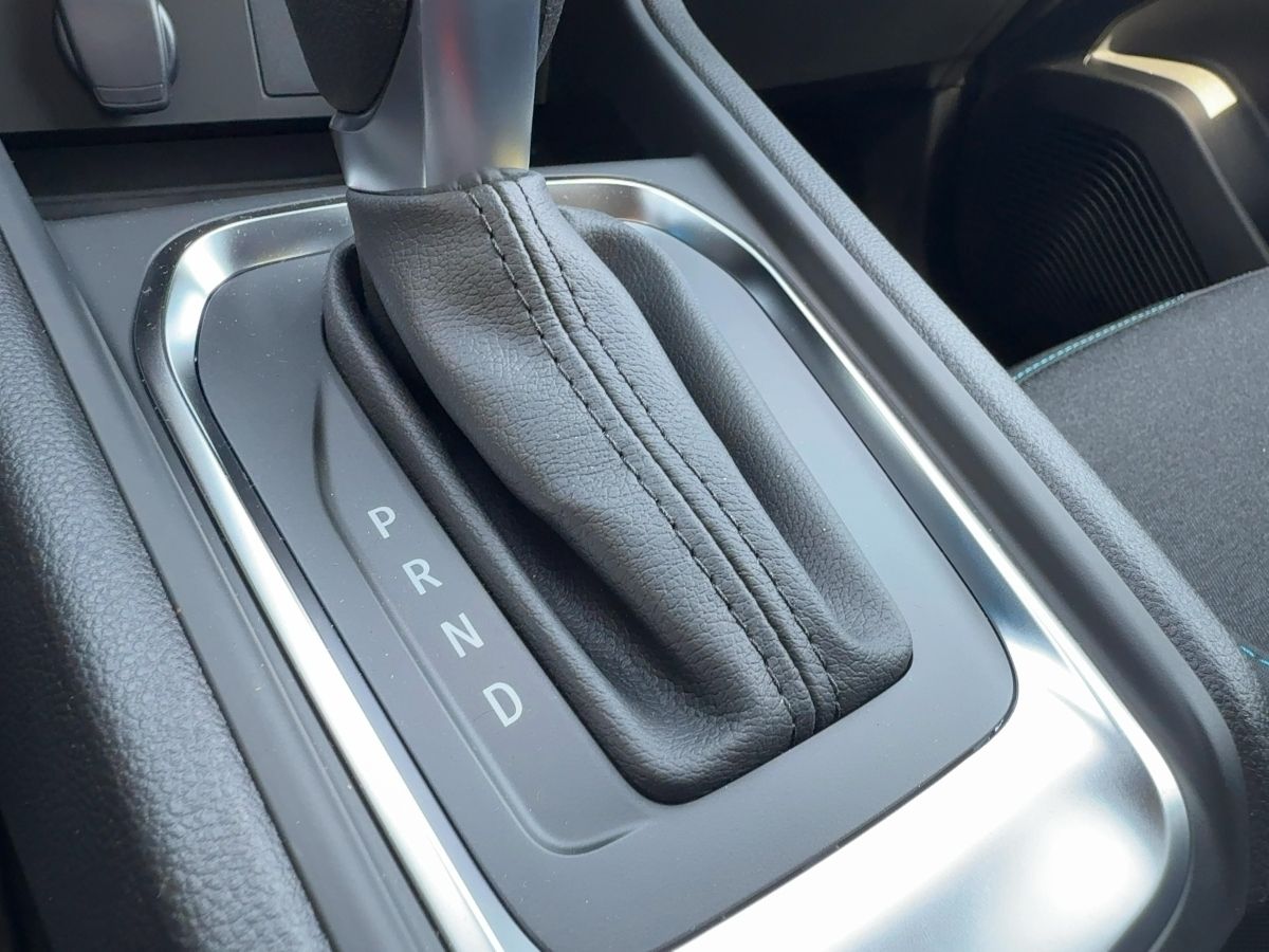 Fahrzeugabbildung Renault Captur Evolution Mild Hybrid 160 EDC SHZ