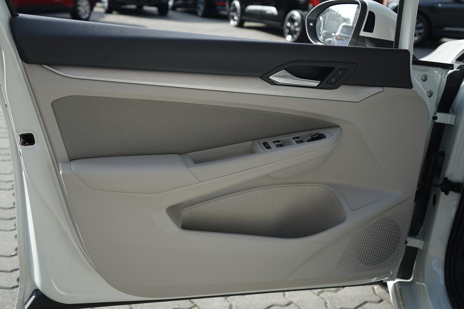 Volkswagen Golf VIII 1.5 TSI Life LED Navi ACC Head-Up, миниатюра 27