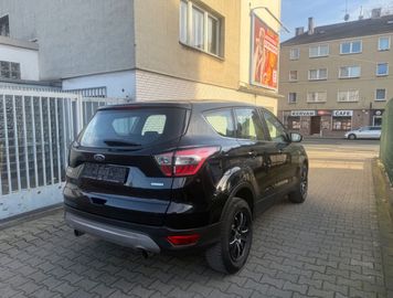 Ford Kuga - 4