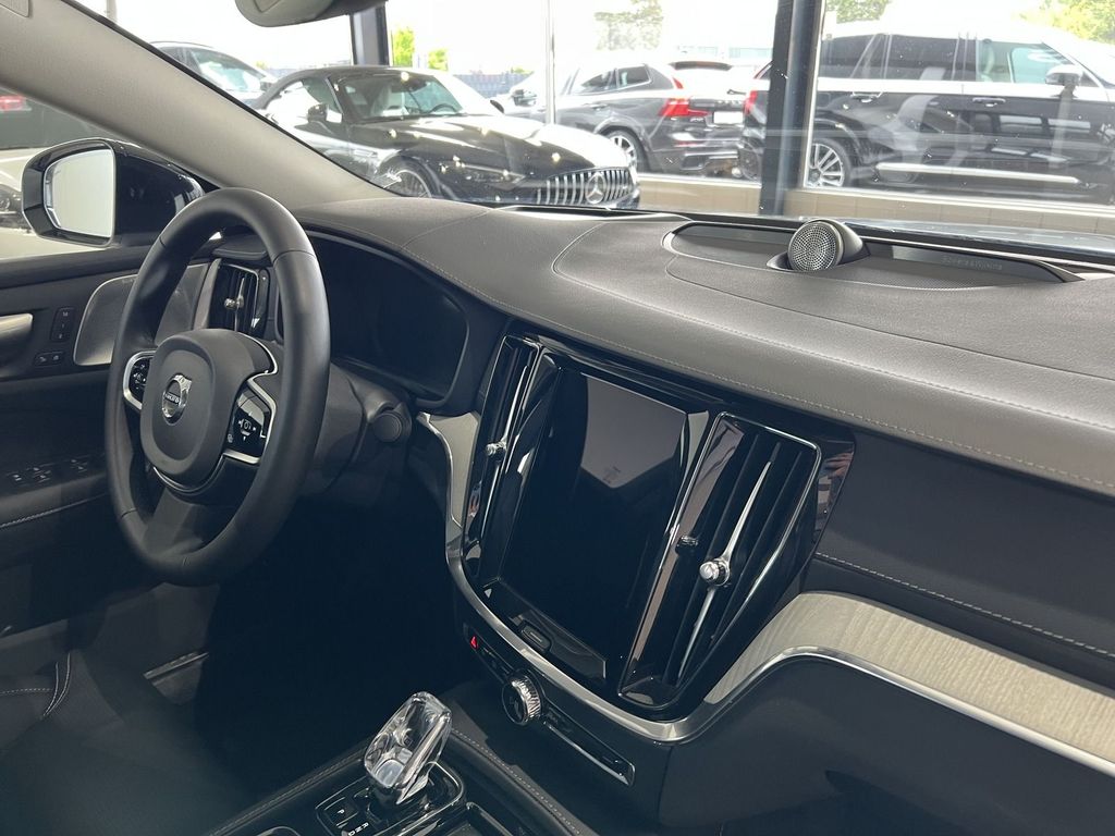 Volvo S60 T8 Ultimate Dark Recharge AWD B&W Massage