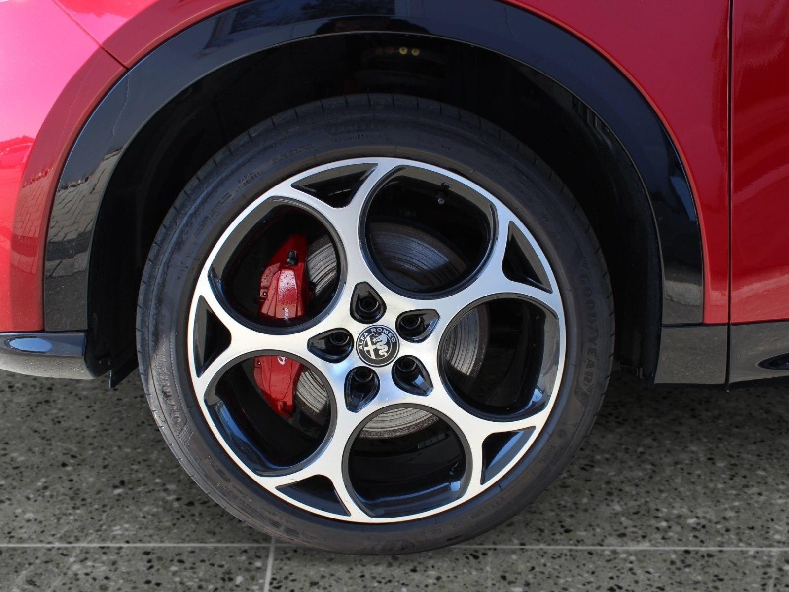 Alfa Romeo Tonale Veloce Plug-In-Hybrid AWD, миниатюра 8