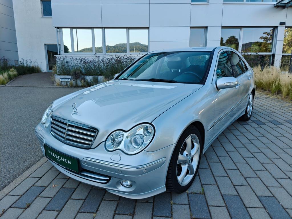 Mercedes-Benz C 230