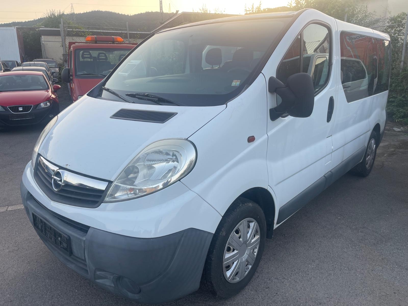 Opel Vivaro,, 9 Sitze