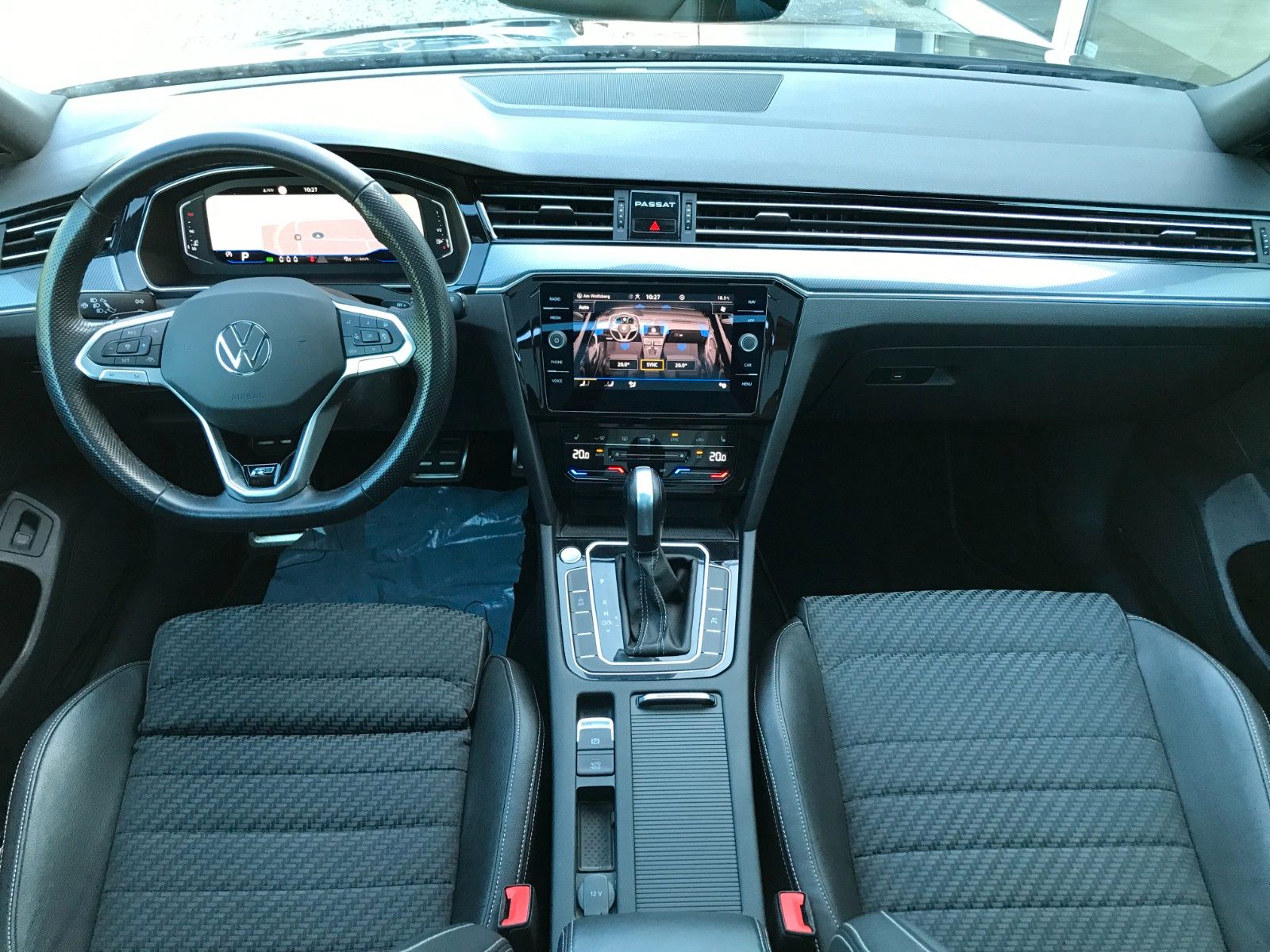 Volkswagen Passat 2.0 TDI Var. R Line Pano AID 360° Keyless imagem 3