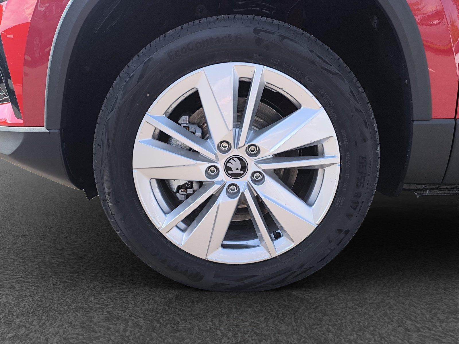 Skoda Karoq 2.0 TDI DSG Selection AHK NAV RFK ACC PDC