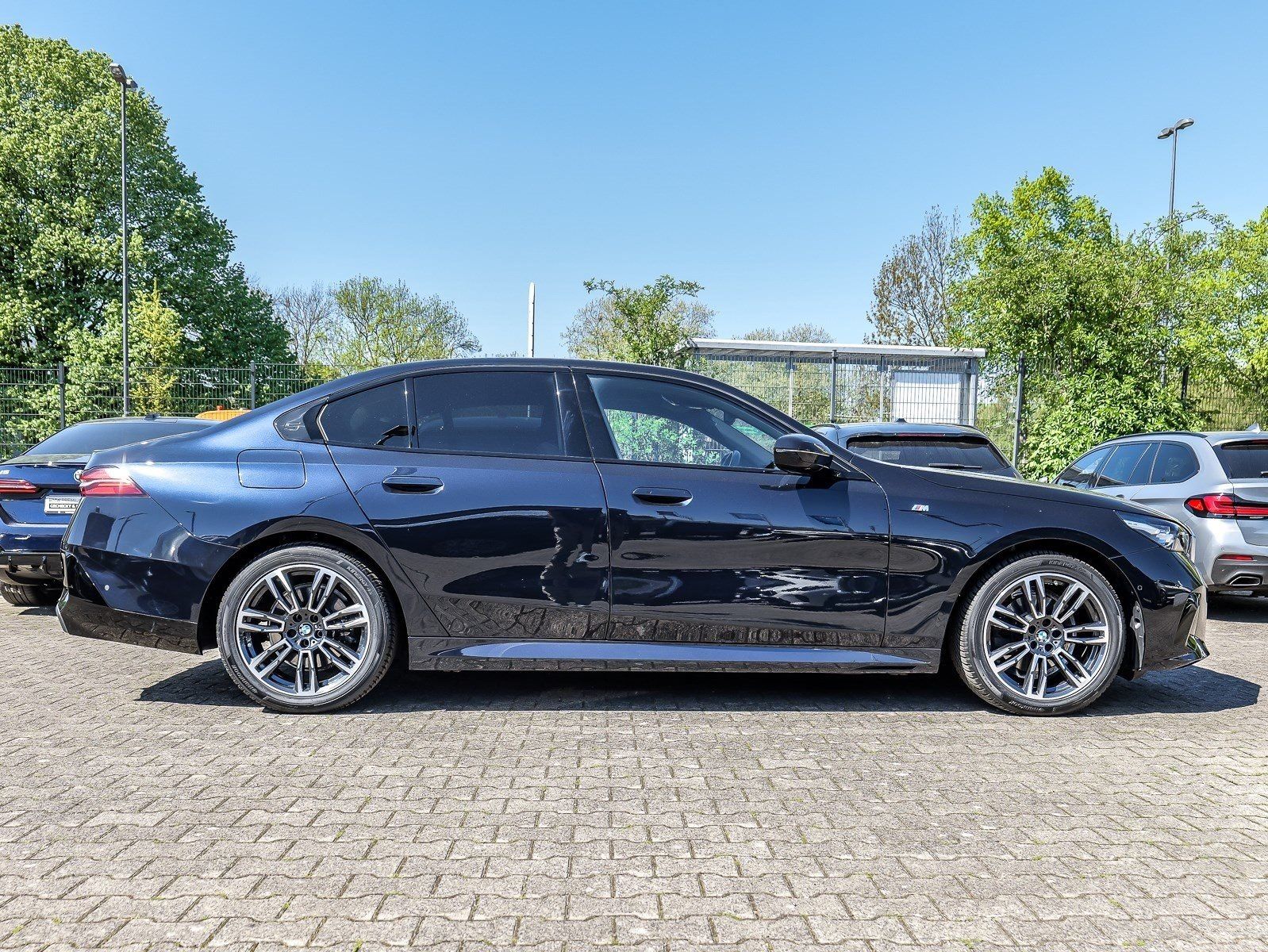 BMW 520i Limousine M Sport Memory DA+ LED RFK DAB foto 10