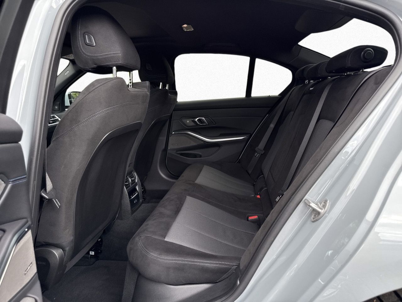 BMW 330 - Bild 14