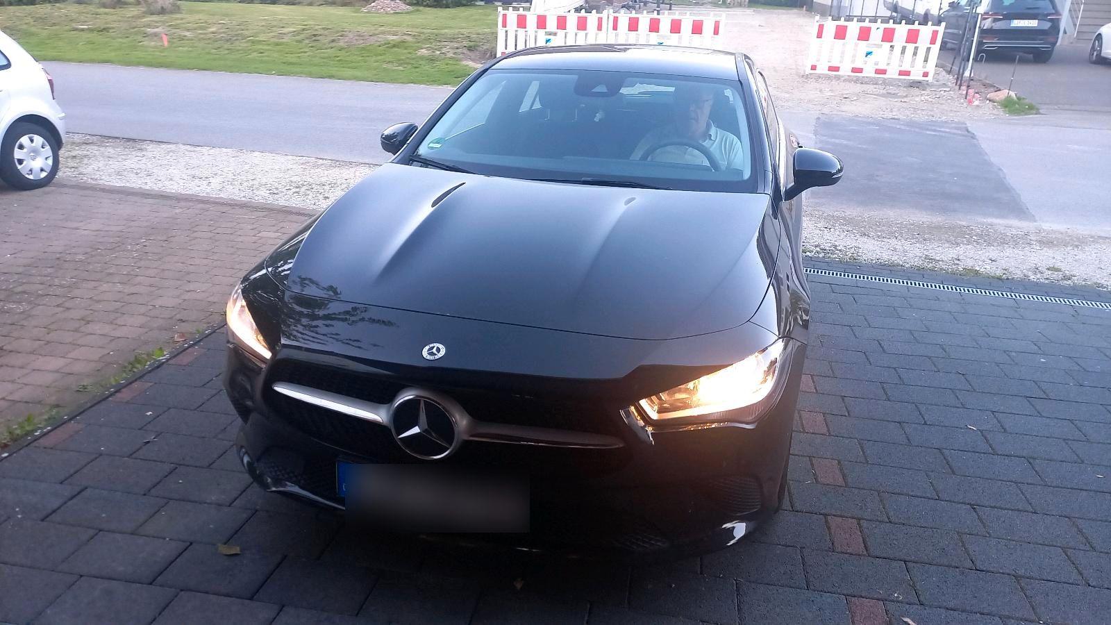Mercedes-Benz CLA 180