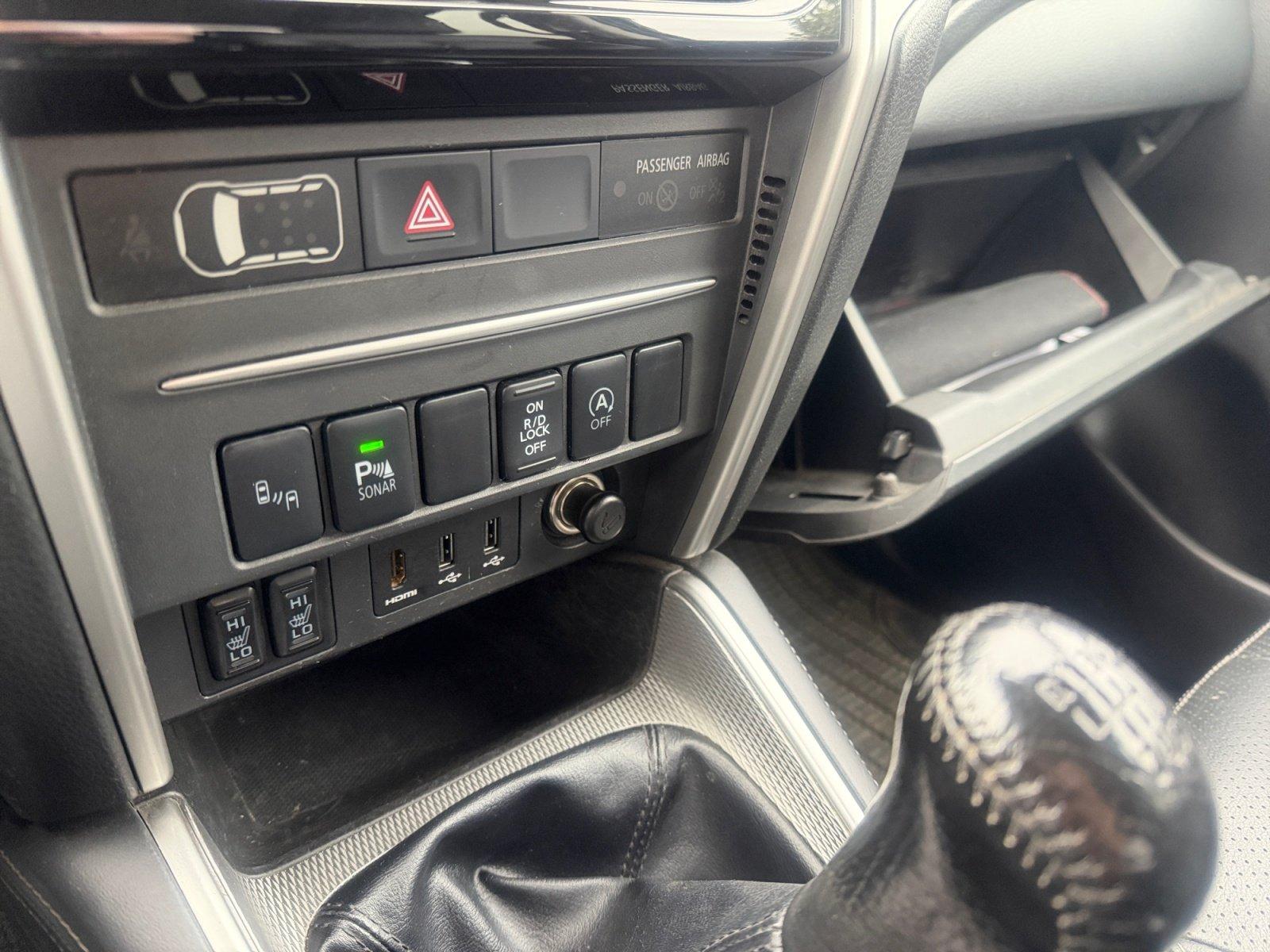 Mitsubishi L200 Top 4x4 2.2 Doppelkabine TEMP+SHZ+USB