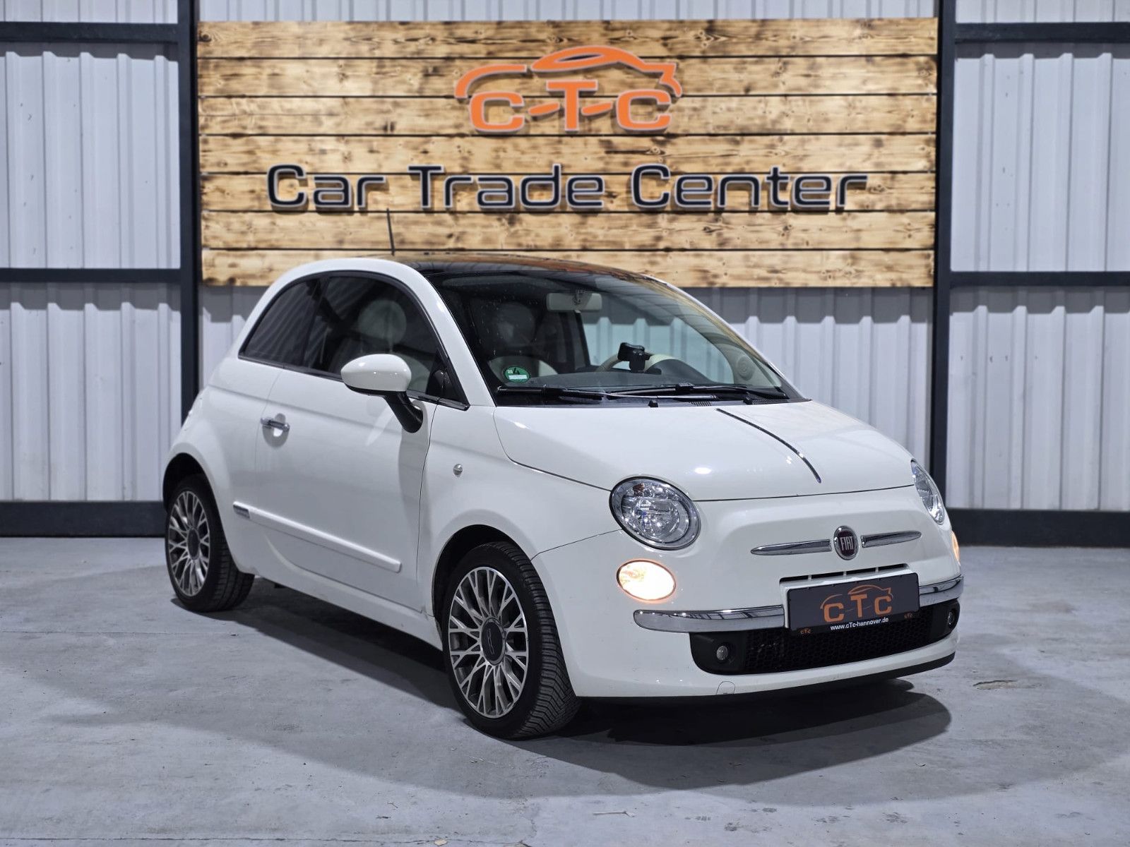 Fahrzeugabbildung Fiat 500 Lounge/Klima/Panorama/EURO6/TÜV-NEU/Garantie
