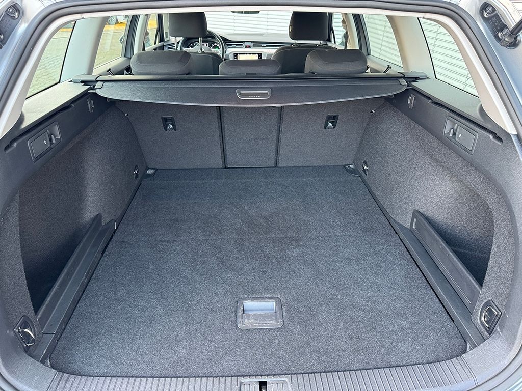 Passat Variant 1.5 TSI DSG *LED*NAVI*KAMERA*ACC*